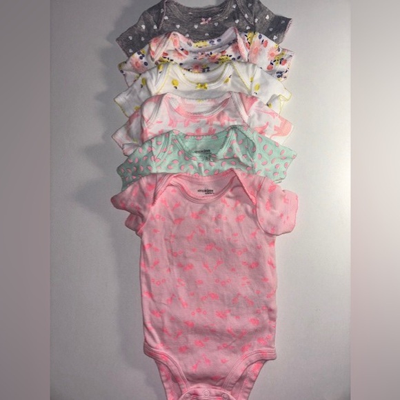 Set of 6 Baby Onesies in Various Colors - Picture 3 of 9